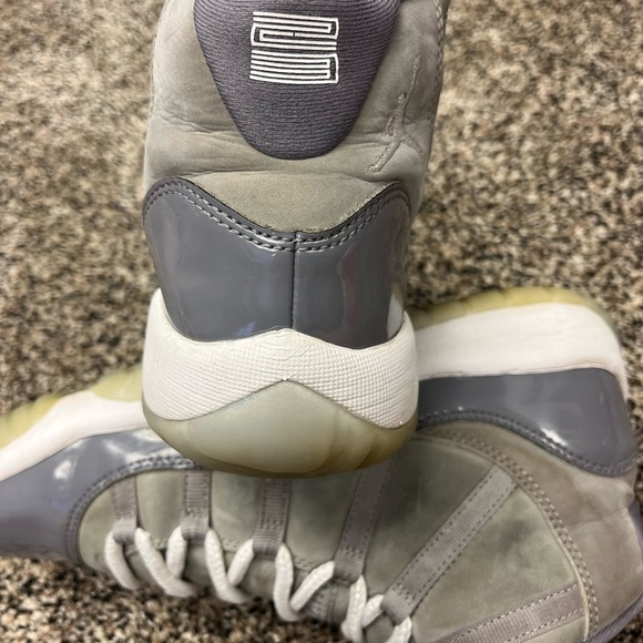 Jordan 11 Retro 'Cool Grey' Mid 2021 (GS) Sneakers Size 7Y 378038-005 Womens 8.5 - Picture 5 of 8